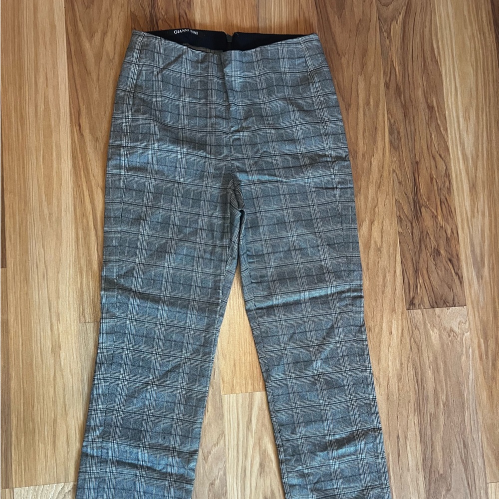 Gianni Bini plaid dress pants.